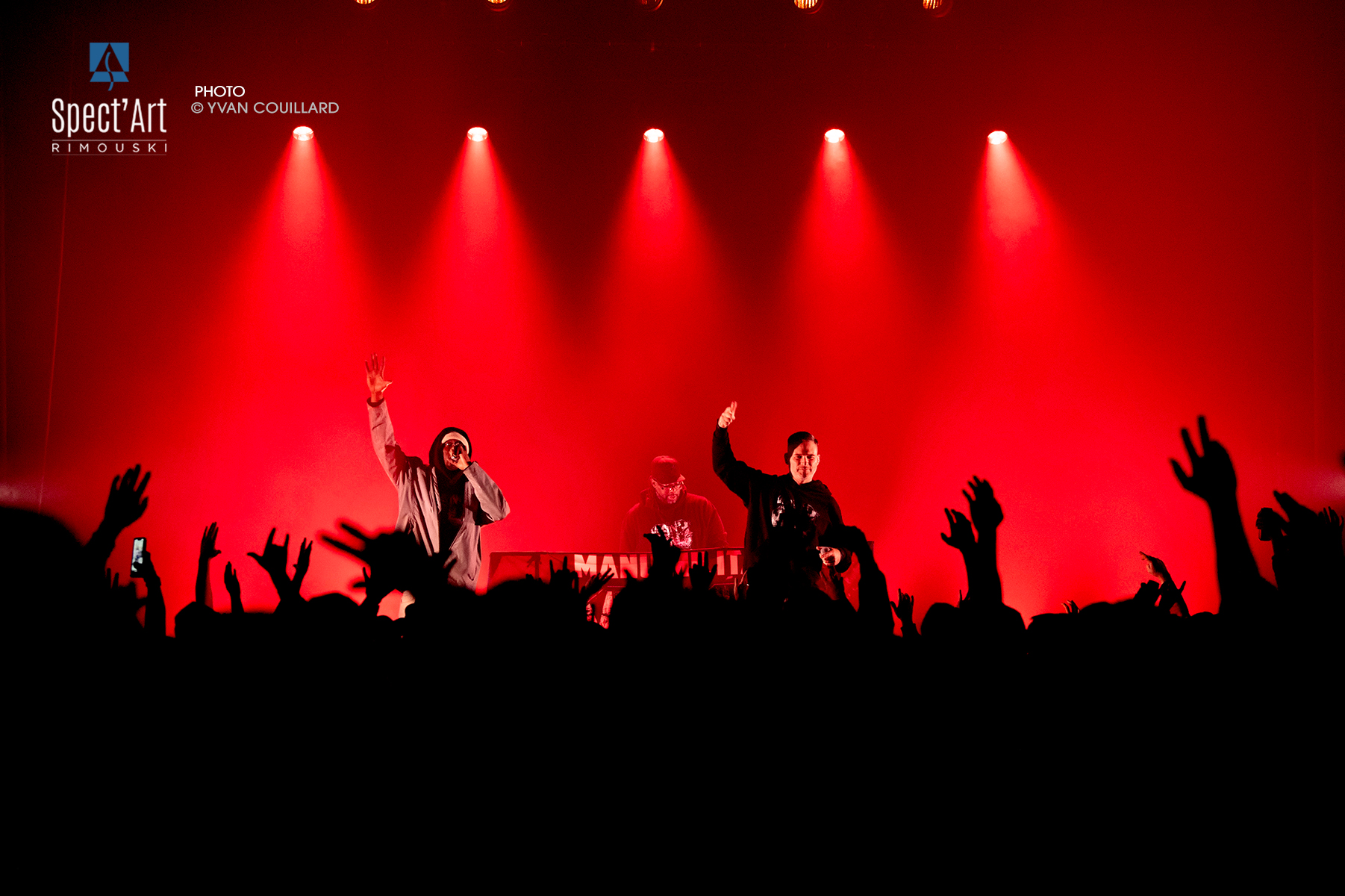 MANU MILITARI – TOURNÉE 20 ANS – VOIX DE FAIT